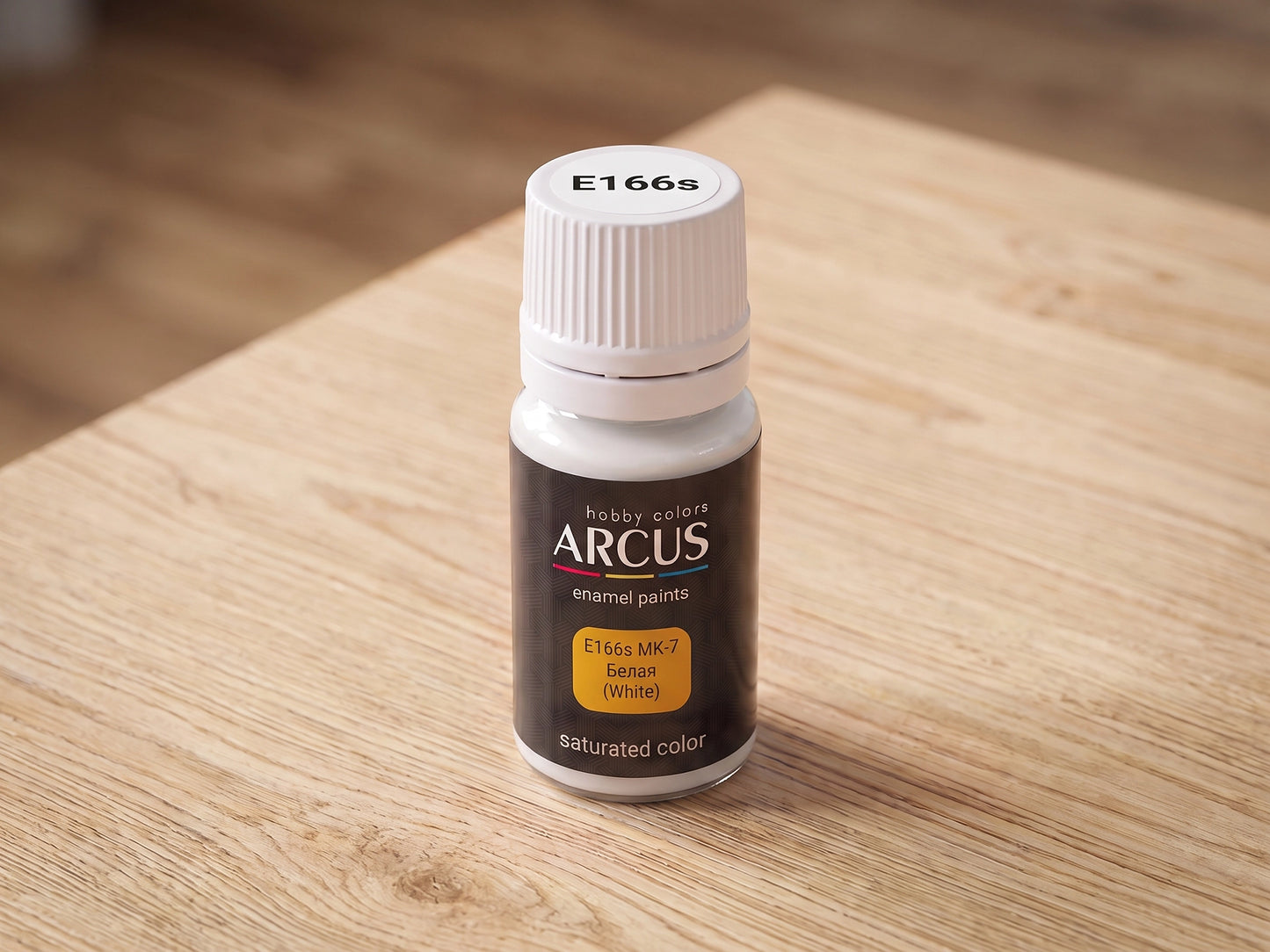Arcus 166 White bottle
