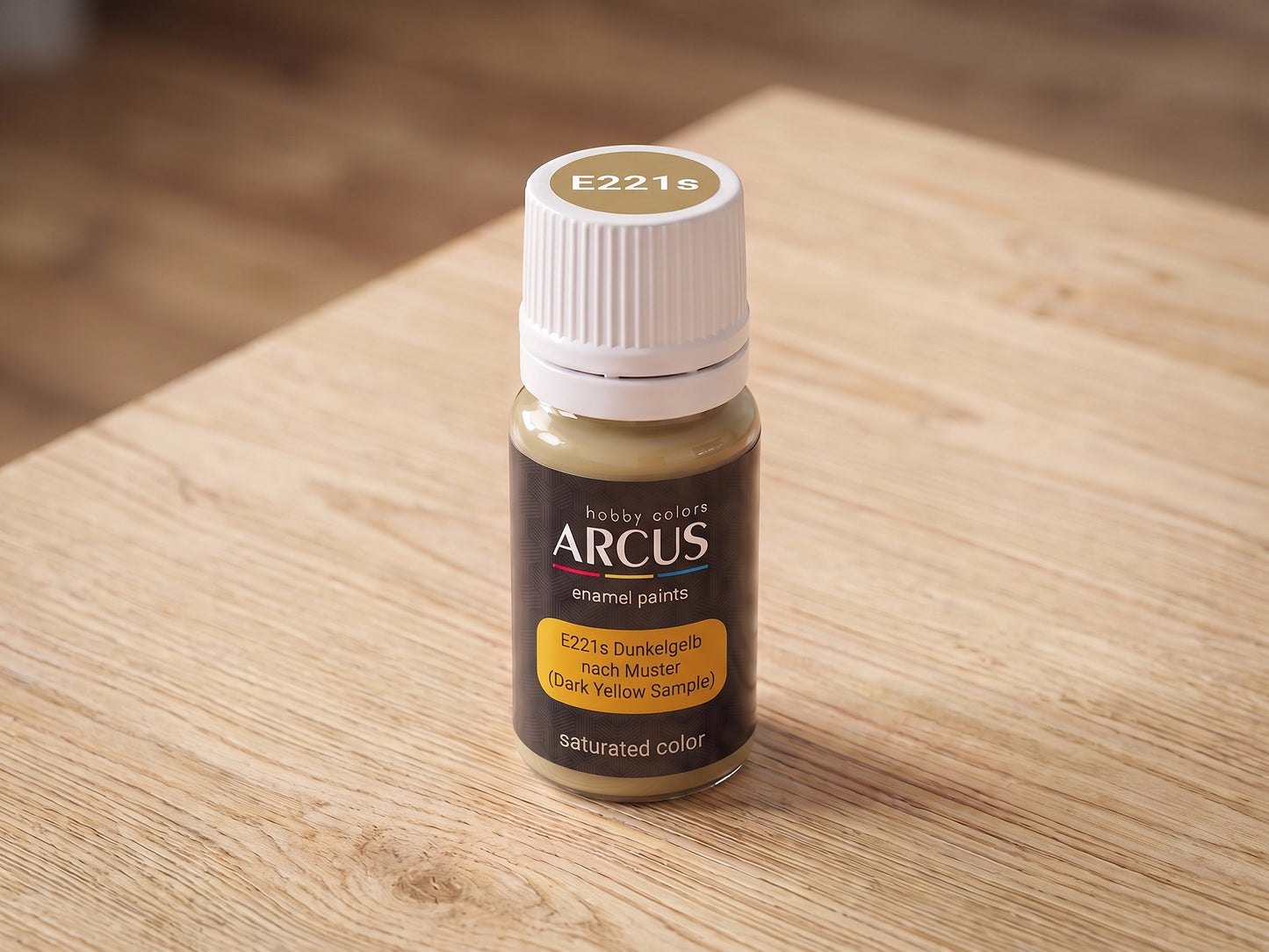 Arcus 221 Dark Yellow bottle