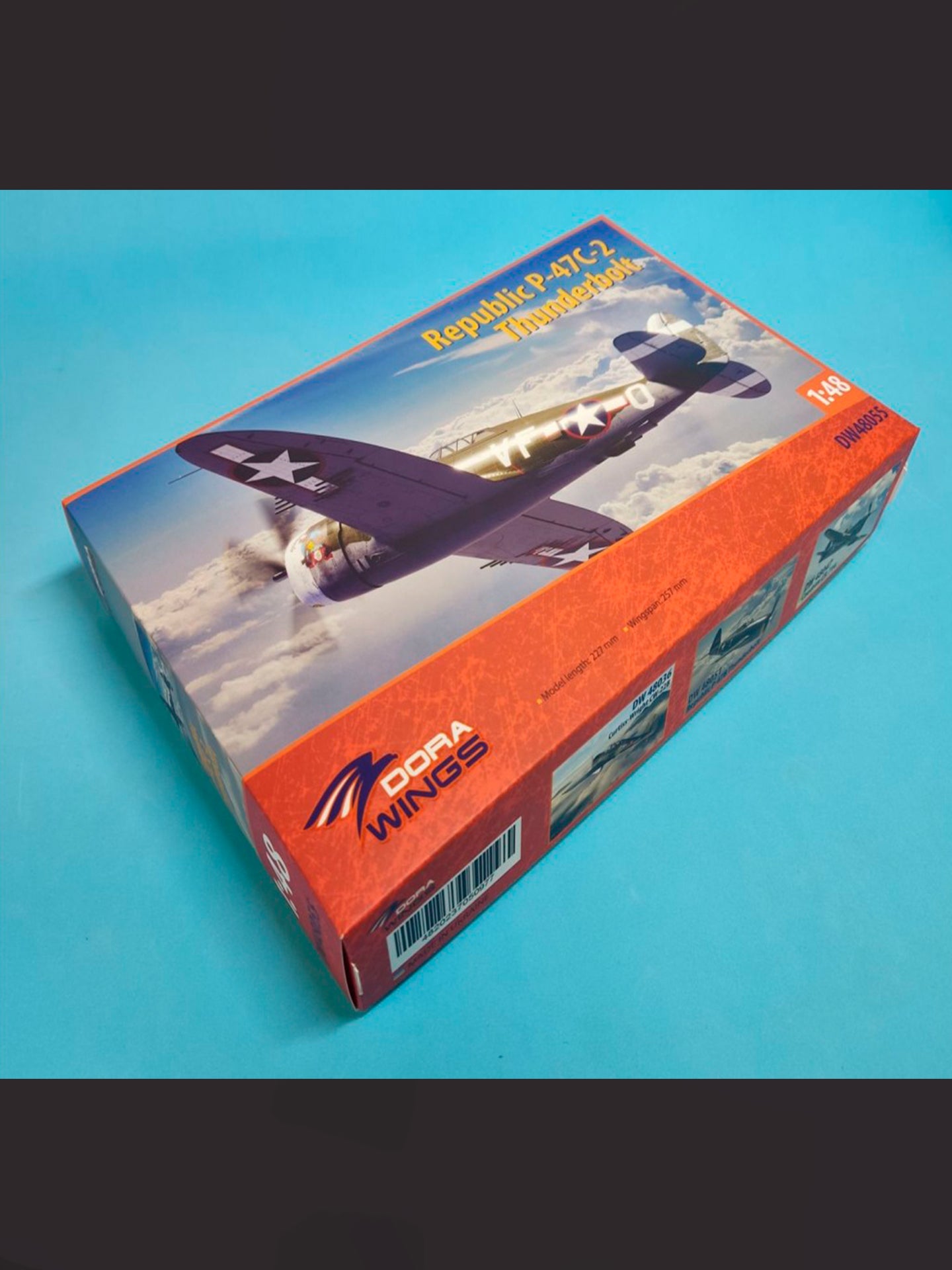 Dorawings DW48055 Republic P-47C-2 Thunderbolt - 1/48 scale model construction kit