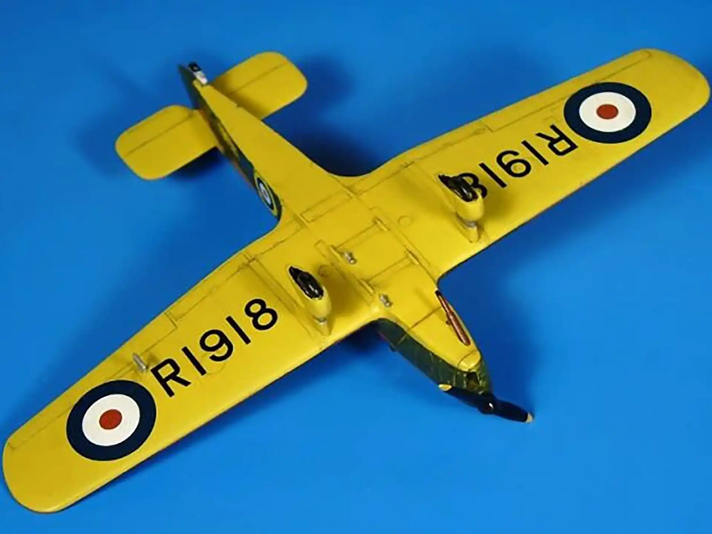 RS 92117 Miles Magister Mk.I R1918 of the 312 Squadron, bottom view