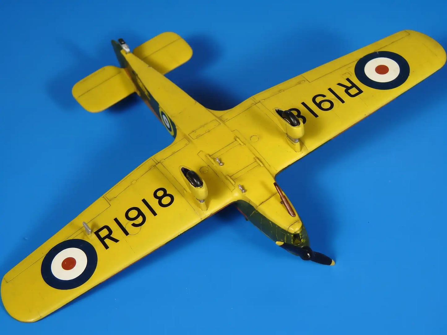 RS 92117 Miles Magister Mk.I R1918 of the 312 Squadron, bottom view
