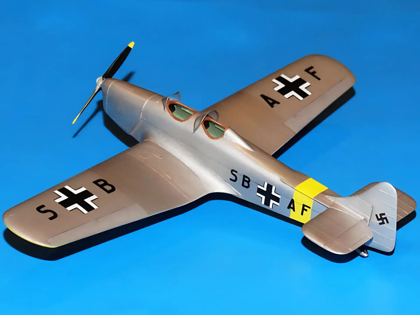 RS 92167 Magister 'SB+AF' Sonderstaffell Buschmann, upper port view