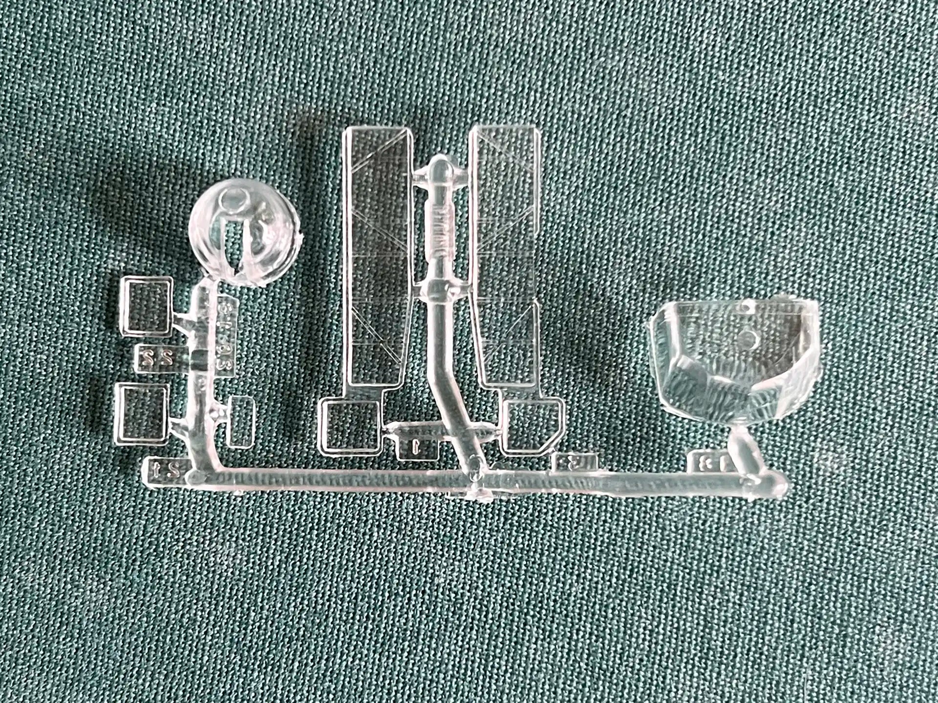 Airfix 02009 clear sprue