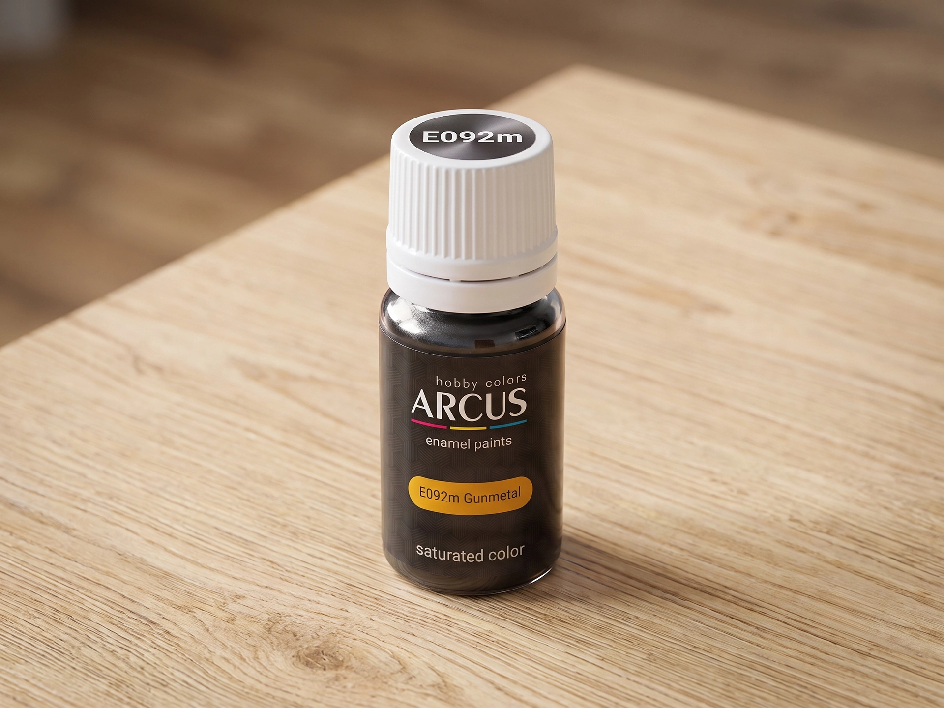 Arcus 092 Gunmetal Metallic bottle