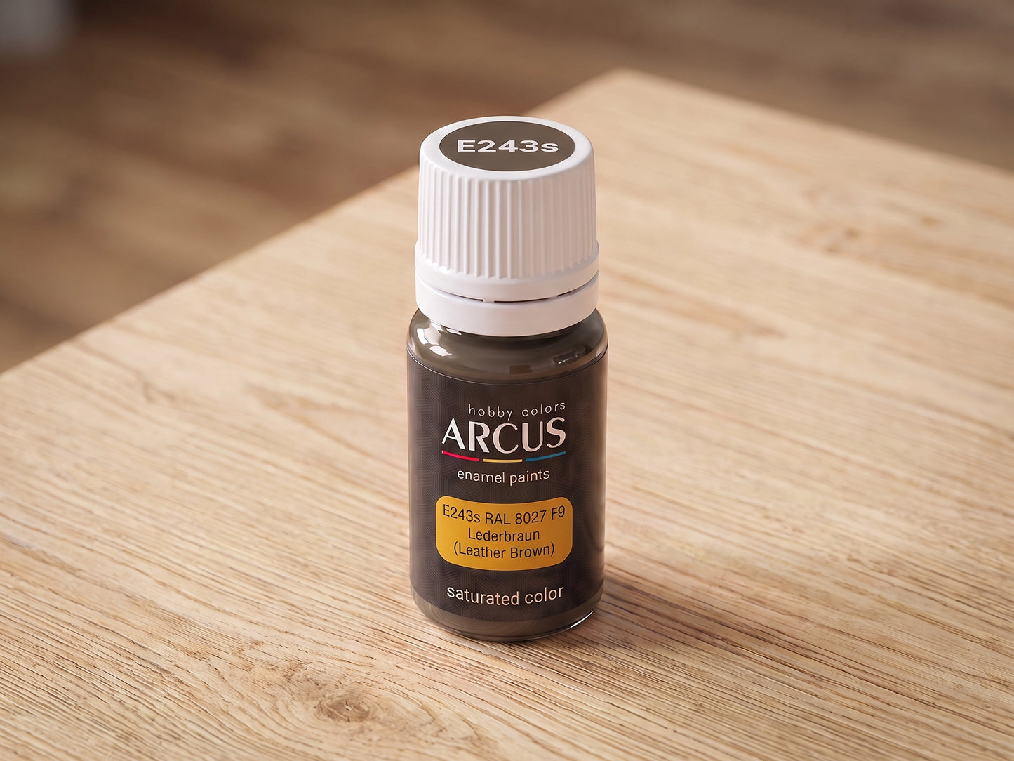 Arcus 243 Leather-Brown bottle