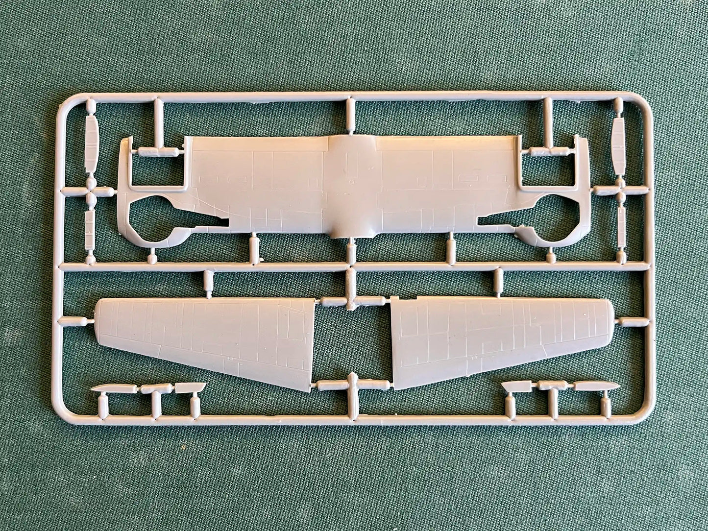 Art Model AM 7202 sprue 2
