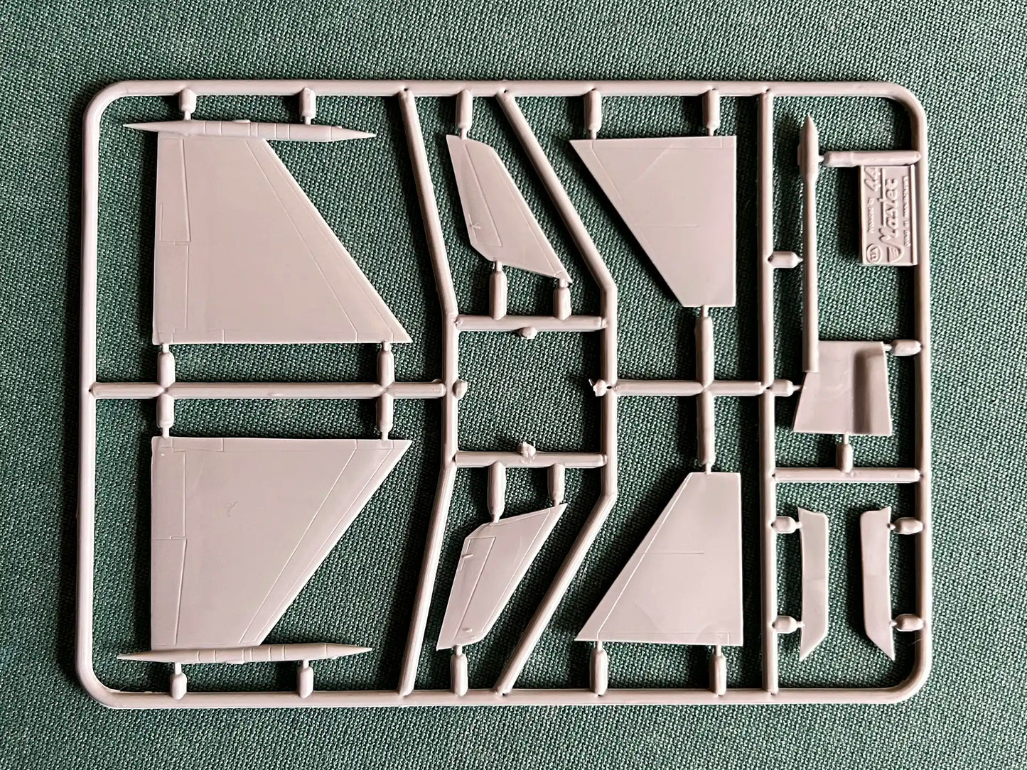Art Model AM 7203 sprue 2