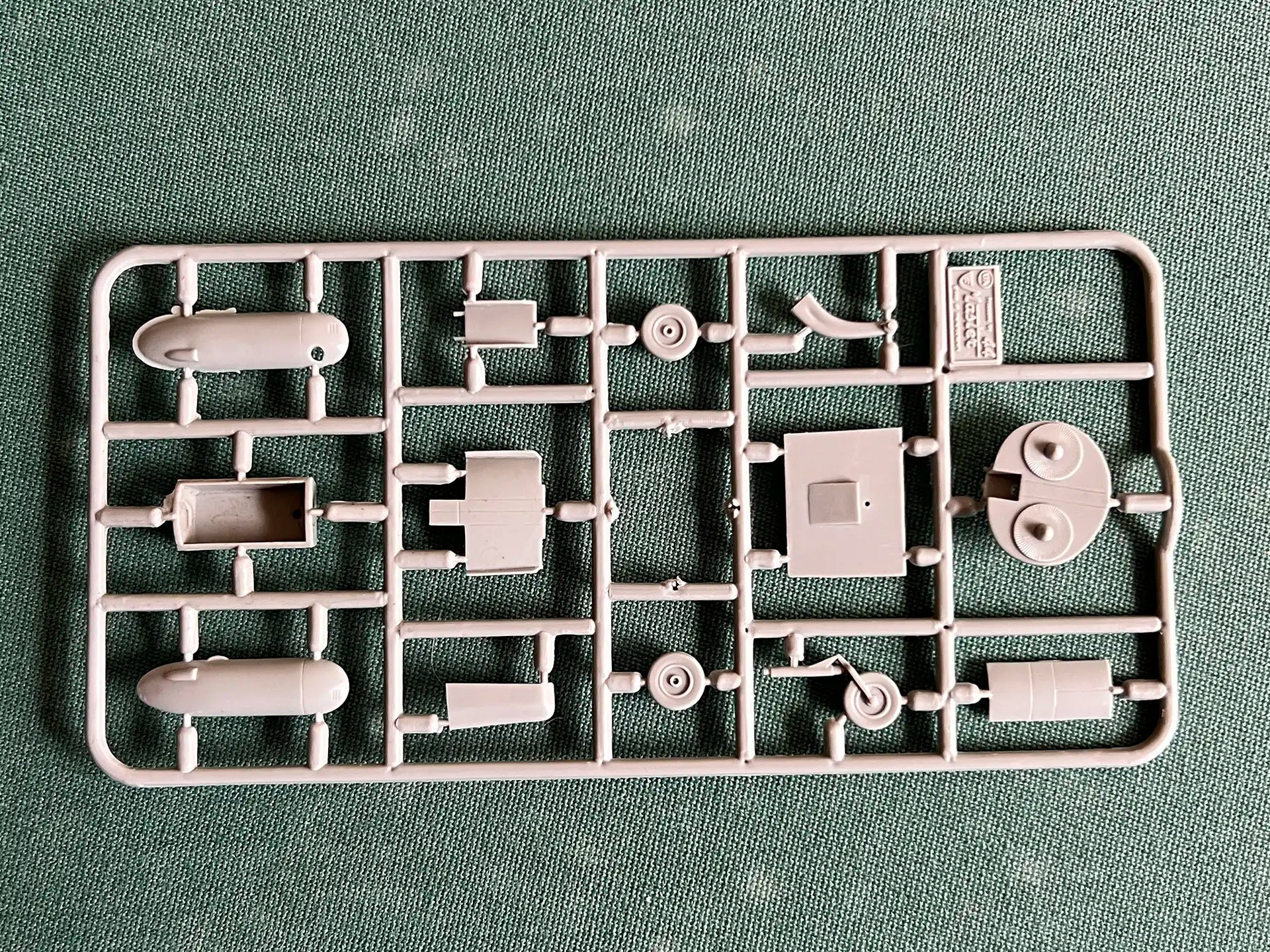 Art Model AM 7203 sprue 4
