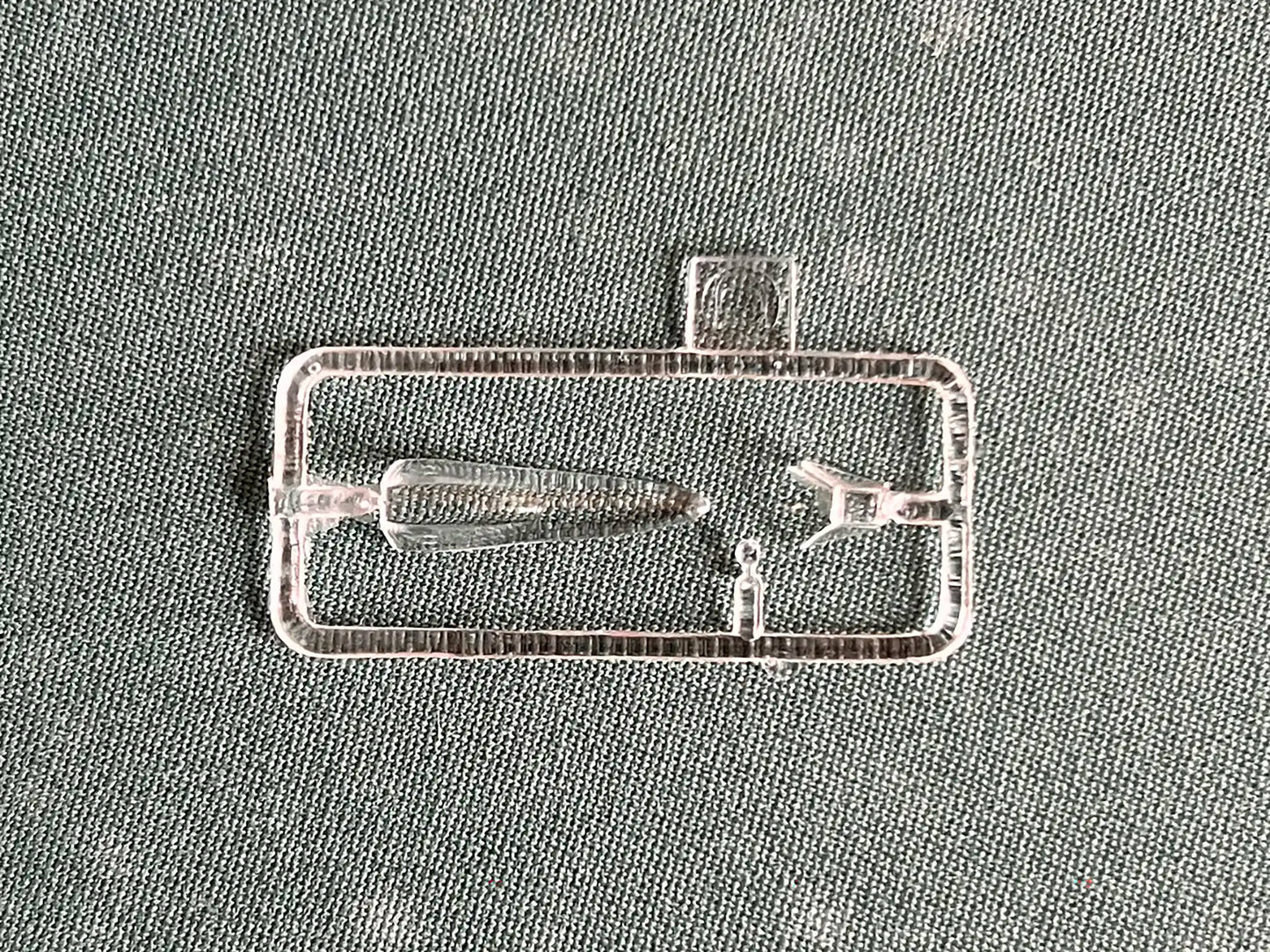 Art Model AM 7204 clear sprue