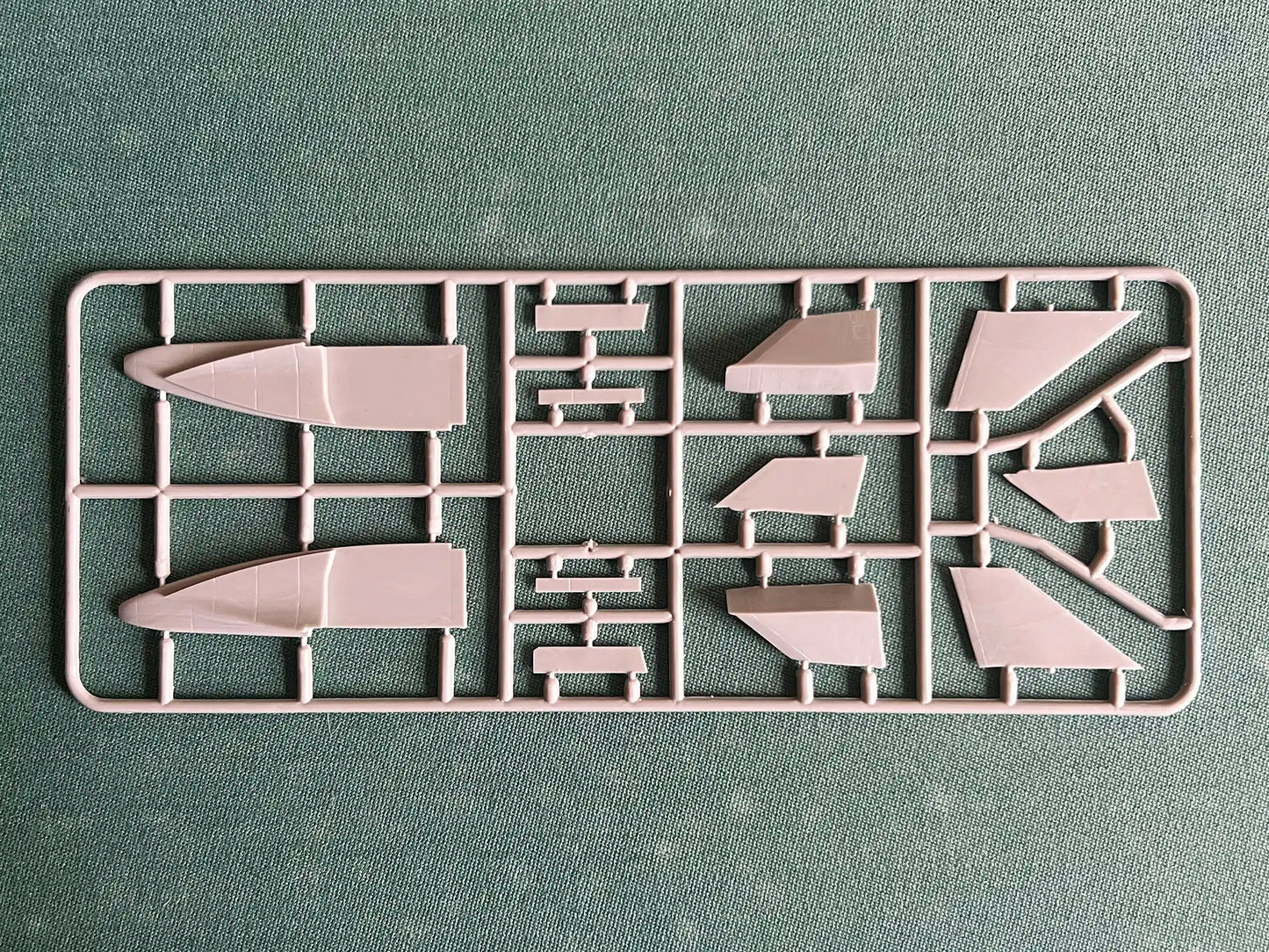 Art Model AM 7205 sprue 4