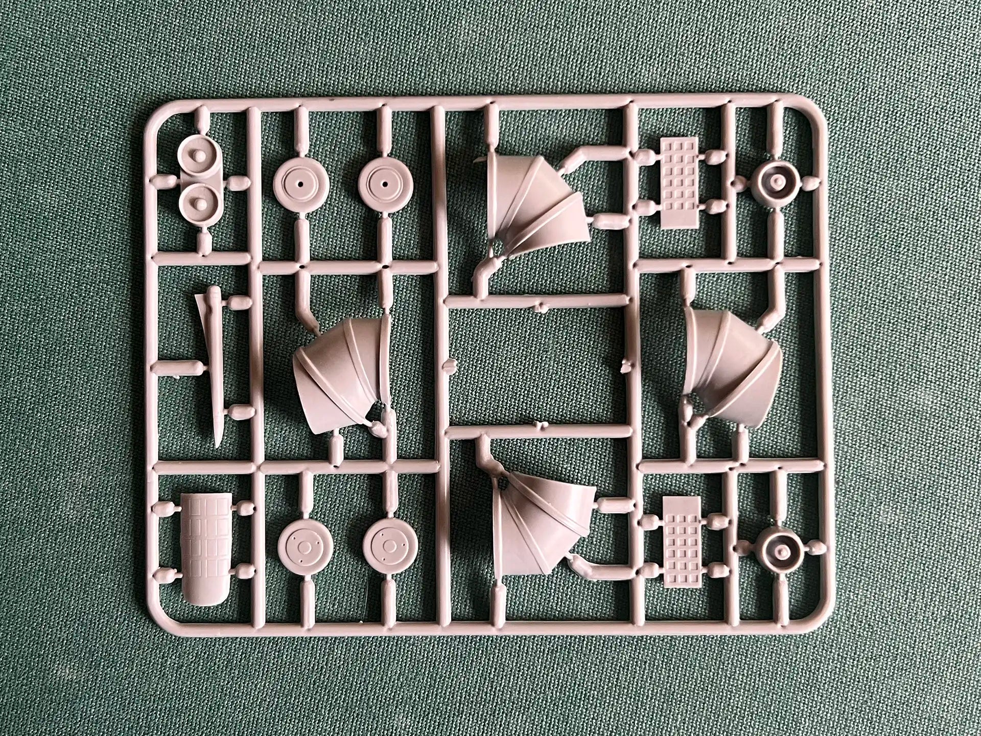 Art Model AM 7205 sprue 5