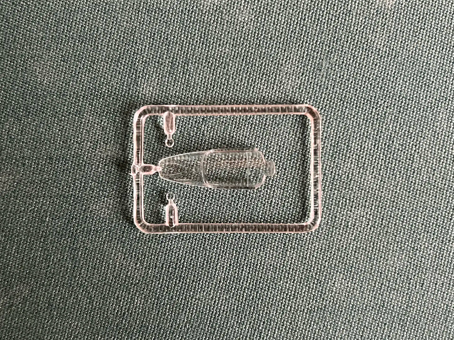 Art Model AM 7208 clear sprue