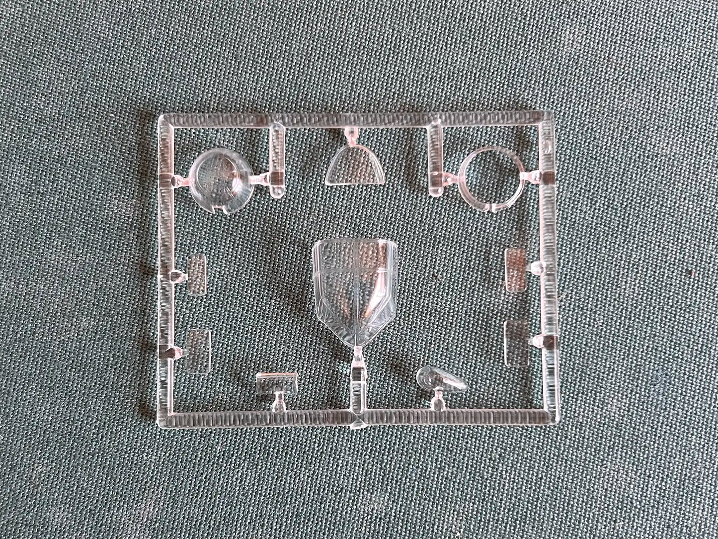 AZ Model 7385 clear sprue