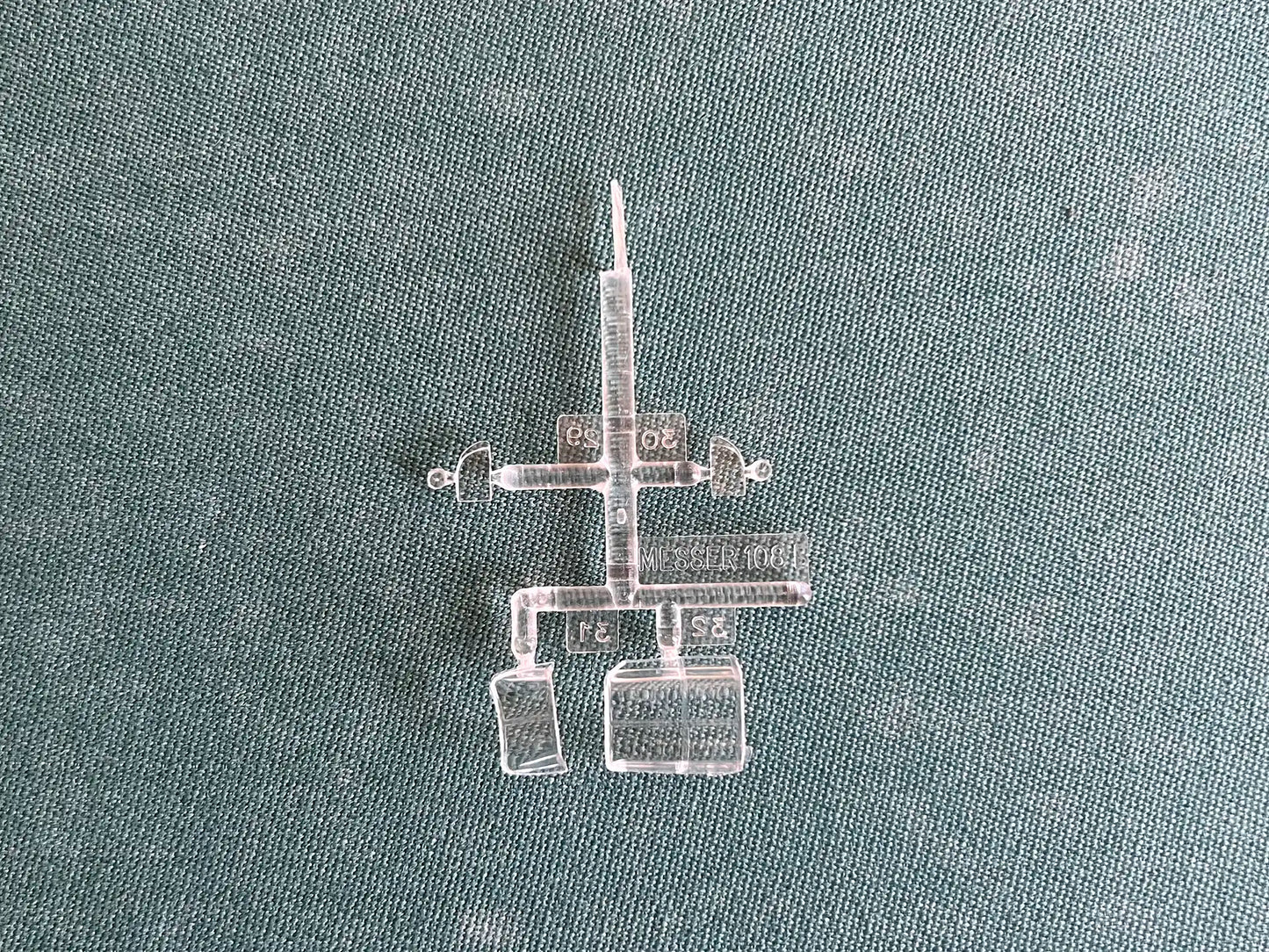 Heller 80231 clear sprue