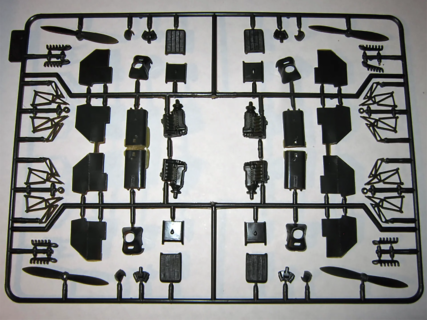 ICM 72092 sprue J