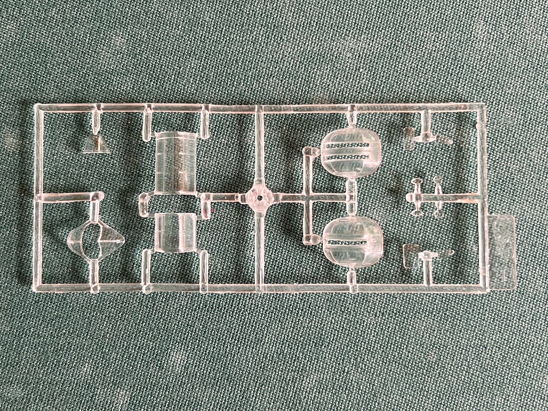 ICM 72162 clear sprue F