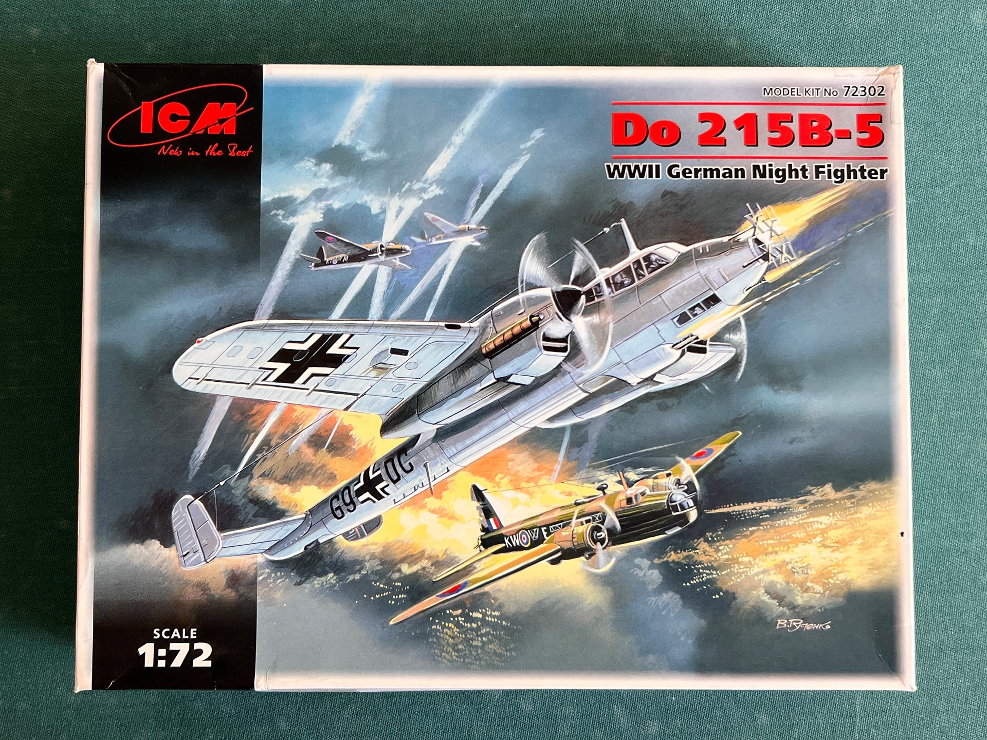 ICM 72302 box