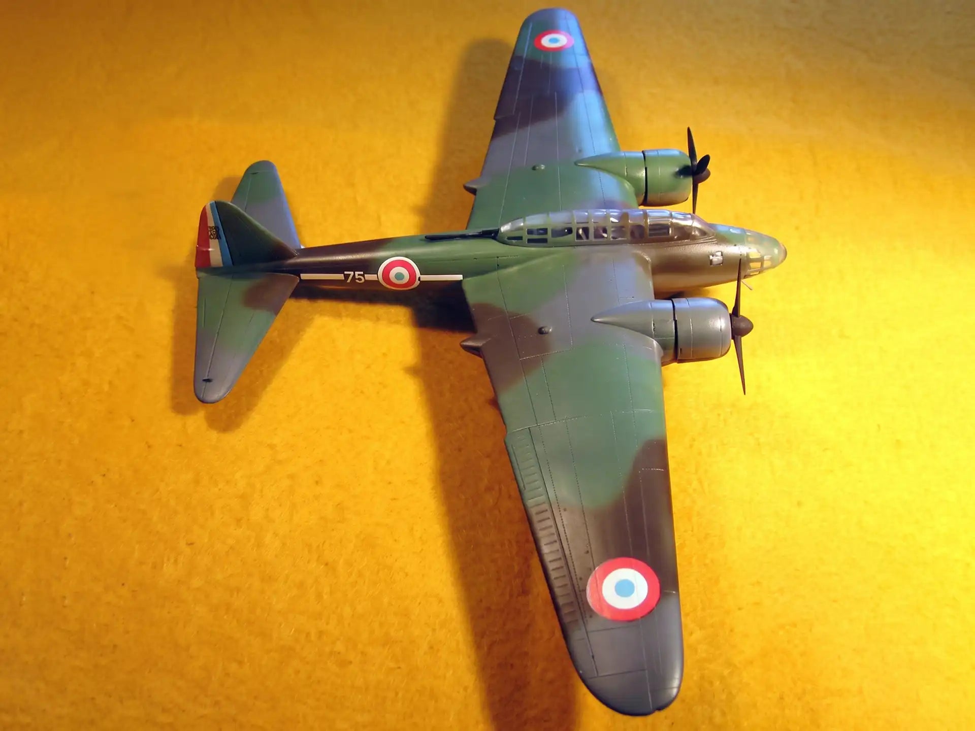 Mach 2 GP.015 Amiot 354 No.39. Overhead view from starboard