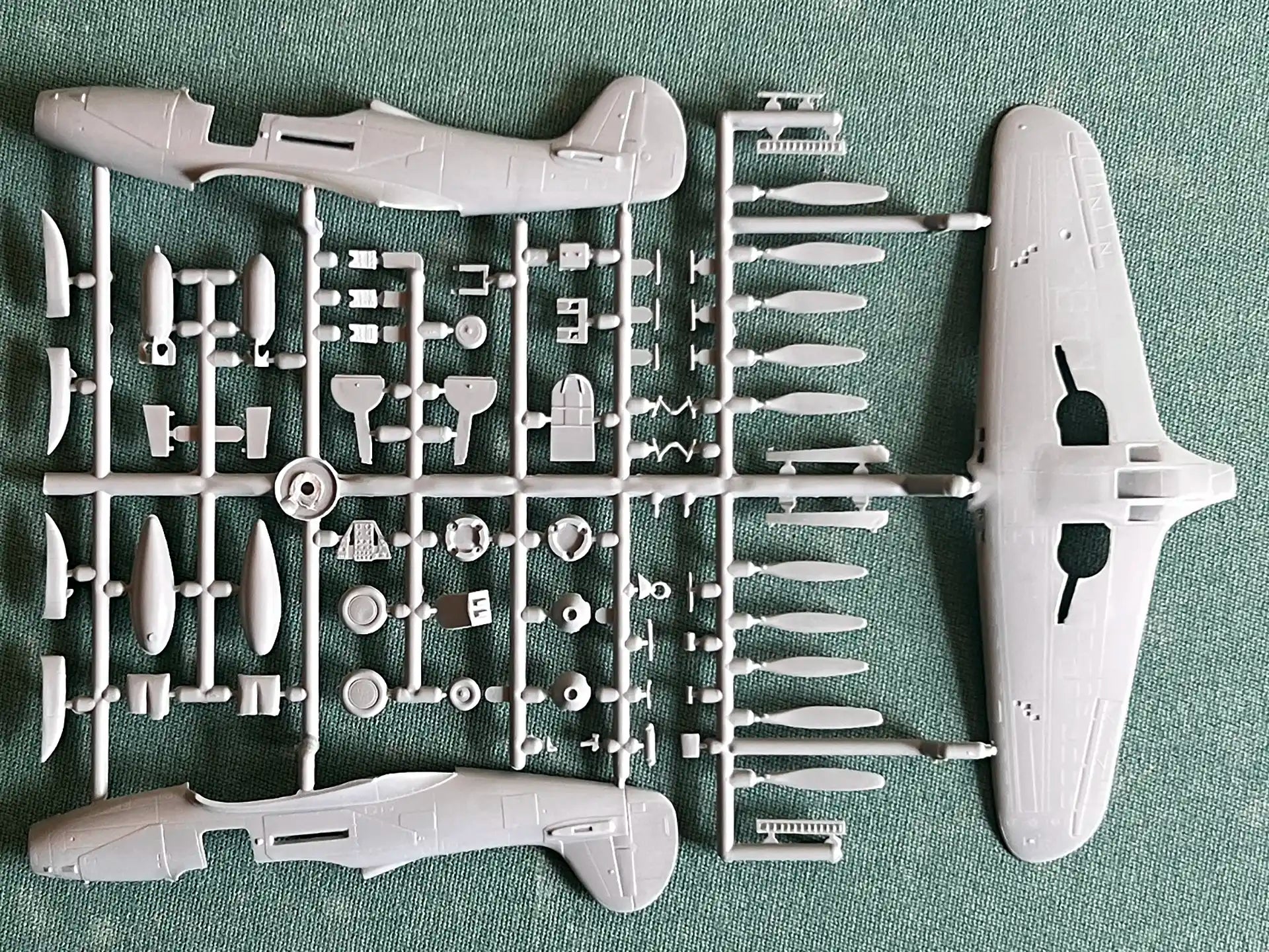 RS Models 92218 sprue 1